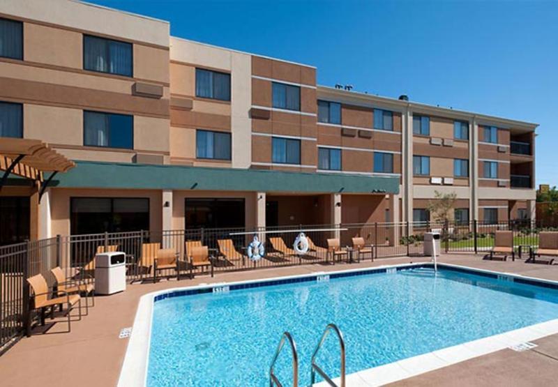 Towneplace Suites By Marriott Alexandria Exterior foto